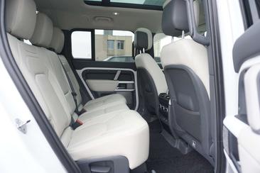 Land Rover Defender 130 First Edition P400 — photo 10