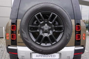 Land Rover Defender 90 D200 S — photo 9