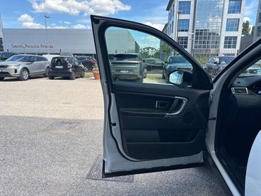 Land Rover Discovery Sport SE AUTOCARRO 2.0 TD4 150 CV — photo 26