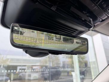 Land Rover Range Rover Autobiography P550e — photo 19