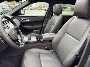 Land Rover Range Rover Velar Dynamic SE PANO+ACC D300 AWD — photo 26