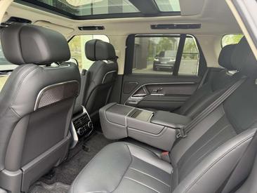 Land Rover Range Rover Autobiography P550e — photo 23