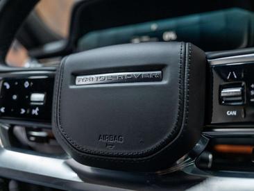 Land Rover Range Rover Autobiography 3.0 P550e PHEV — photo 32