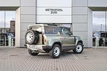 Land Rover Defender 90 SE 3.0 Diesel D250 — photo 2