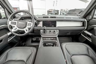 Land Rover Defender 90 SE 3.0 Diesel D250 — photo 3