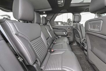 Land Rover Discovery R-Dynamic SE 3.0 Diesel D250 — photo 4
