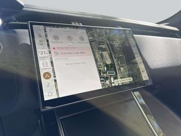 Land Rover Range Rover Velar D300 Dynamic SE — photo 14