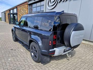 Land Rover Defender 110 X-Dynamic SE 3.0 D MHEV D250 — photo 3