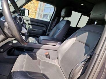 Land Rover Defender 110 X-Dynamic SE 3.0 D MHEV D250 — photo 9
