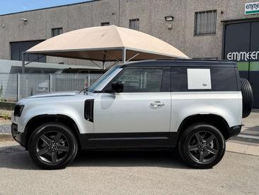 Land Rover Defender 90 X-Dynamic SE Awd 3.0d I6 Mhev 200cv — photo 6