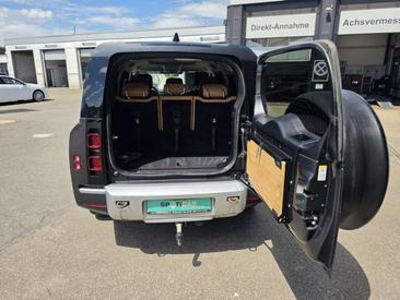 Land Rover Defender 130 First Edition 3,0 AT — photo 4