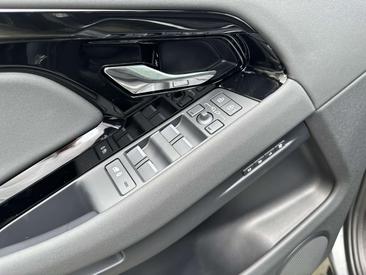 Land Rover Range Rover Evoque P270e 26MY 360° Camera | Lane Assist Gris — photo 19