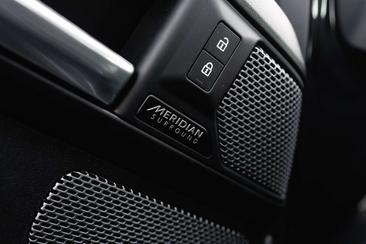 Land Rover Defender 110 V8 Carpathian Edition — photo 21