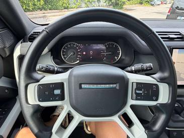 Land Rover Defender 90 X-Dynamic SE Awd 3.0d I6 Mhev 200cv — photo 8