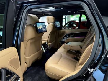 Land Rover Range Rover HSE D350 — photo 31