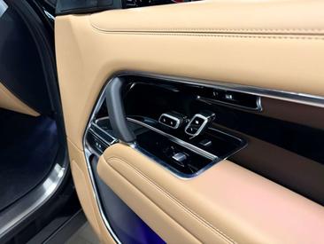 Land Rover Range Rover HSE D350 — photo 40