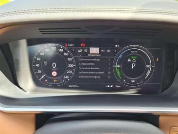 Land Rover Range Rover D300 — photo 21