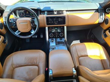 Land Rover Range Rover D300 — photo 30