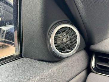 Land Rover Range Rover Evoque P300e R-Dynamic SE ACC MATRIX — photo 31