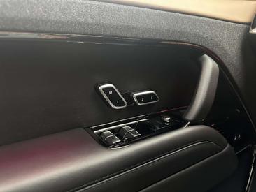 Land Rover Range Rover Sport Autobiography 3.0 P510e — photo 21