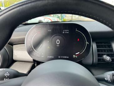 Mini Cabrio COOPER — photo 14