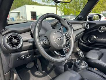 Mini Cabrio COOPER — photo 15