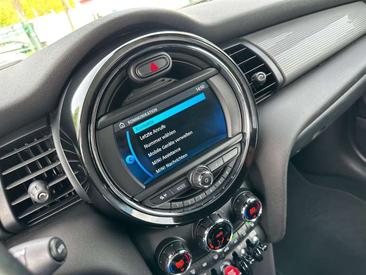 Mini Cabrio COOPER — photo 17
