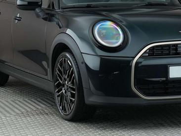 Mini 5 Portes Favoured Cooper S — photo 19