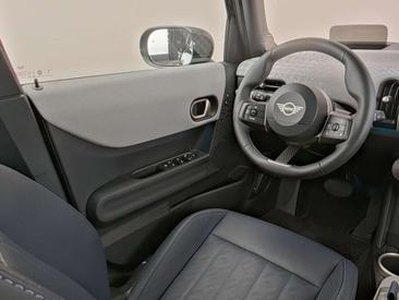 Mini 5 Portes Favoured Cooper S — photo 3
