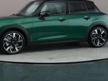 Mini 5 Portes Favoured Cooper — photo 17