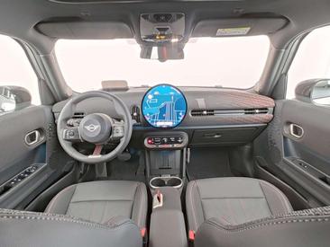 Mini 5 Portes JCW Cooper S — photo 4