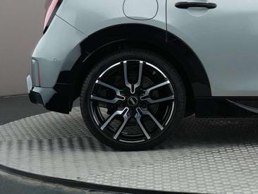 Mini 5 Portes JCW Cooper S — photo 16