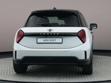 Mini 5 Portes Favoured Cooper S — photo 8