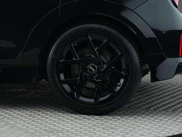 Mini 5 Portes JCW Cooper S — photo 14