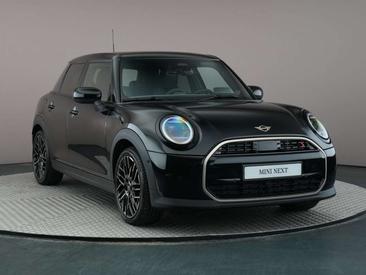 Mini 5 Portes Favoured Cooper S — photo 2