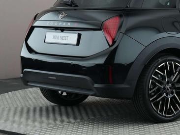 Mini 5 Portes Favoured Cooper S — photo 21