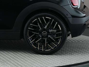 Mini Cabrio Favoured Cooper — photo 13