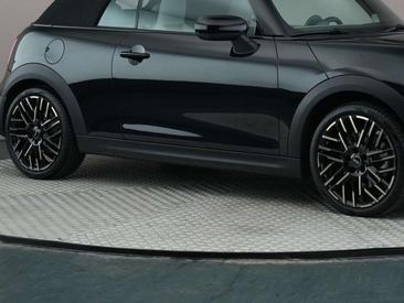 Mini Cabrio Favoured Cooper — photo 17