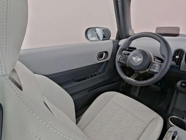 Mini Cabrio John Cooper Works — photo 3