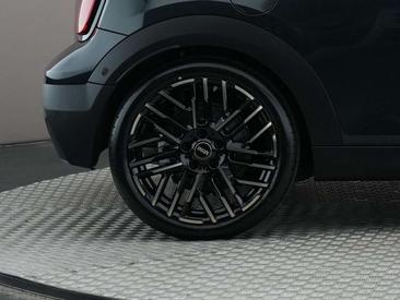 Mini Cabrio John Cooper Works — photo 14