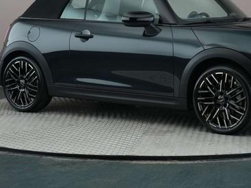 Mini Cabrio John Cooper Works — photo 19