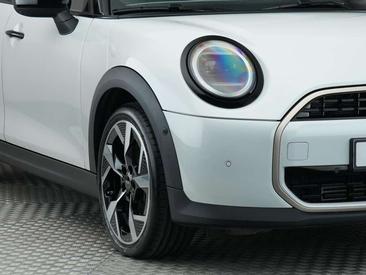 Mini 5 Portes Favoured Cooper — photo 20