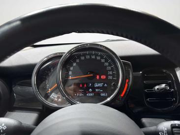 Mini Hatch 5 Portes Classic One — photo 12