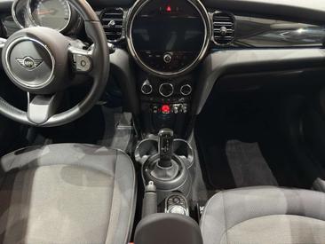 Mini Hatch 5 Portes Classic One — photo 15