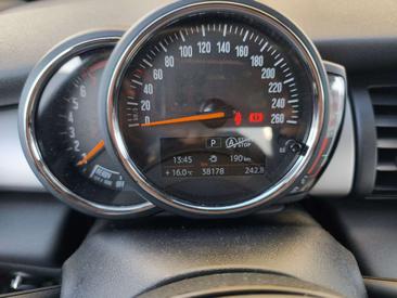 Mini Cabrio COOPER — photo 7