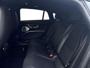 Mercedes EQS 53 — photo 11