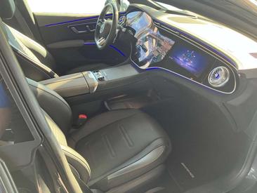 Mercedes EQS 53 — photo 16