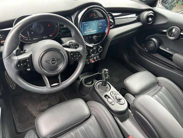 Mini Cabrio John Cooper Works — photo 13