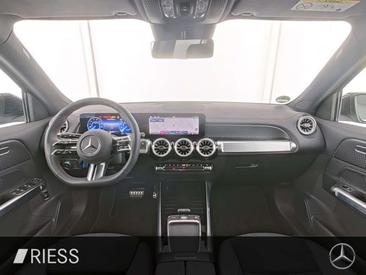 Mercedes EQB 300 AMG Line — photo 7