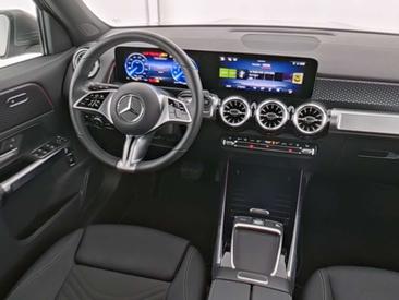 Mercedes EQB 350 — photo 6